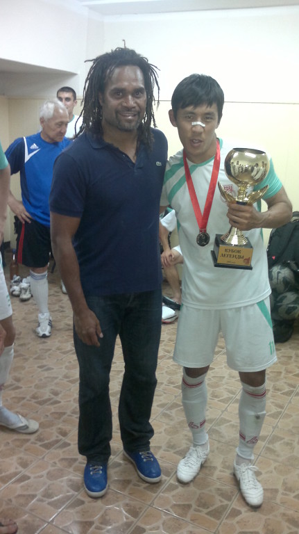 almazbek-mirzaliev-dordoj-favorit1