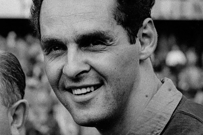 skonchalsja-dvukratnyj-chempion-mira-po-futbolu