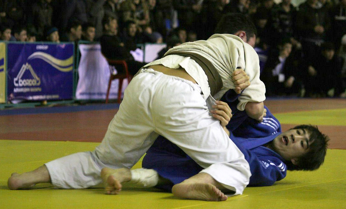 dzjudoisty-proveli-chempionat-strany