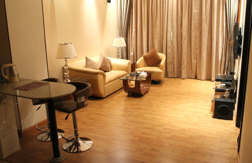 sbornaja-kyrgyzstana-pribyla-v-bahrejn_4