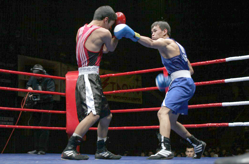 v-boj--s-otkrytym-zabralom