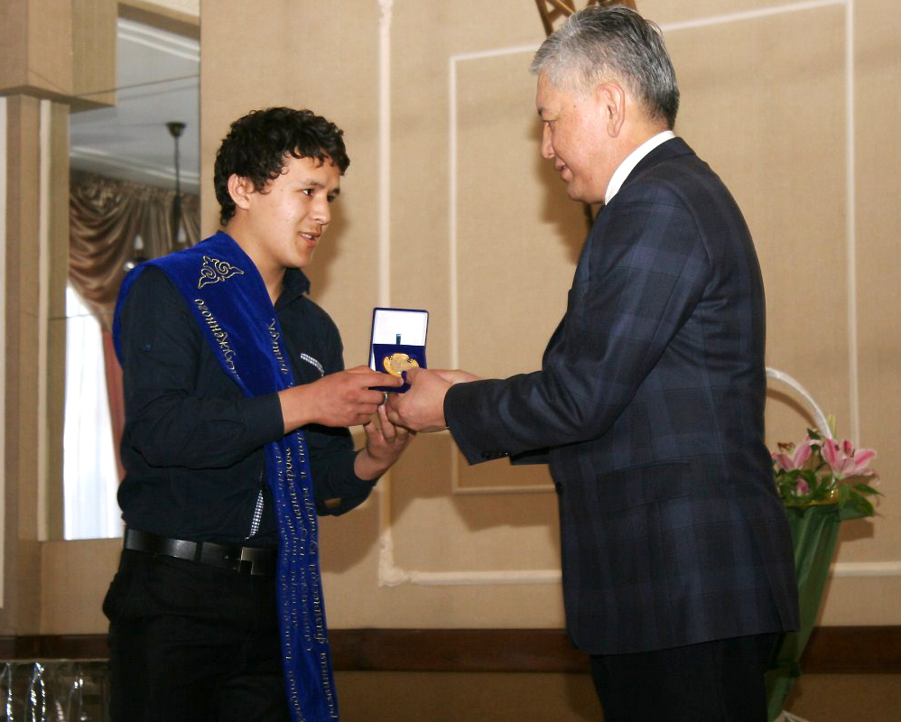 luchshie-iz-luchshih-itogi-goda_1