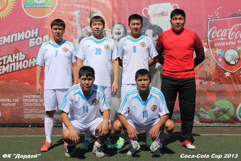 cocacola-cup2013-oni-vyshli-na-pole_3