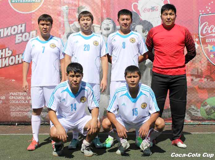 cocacola-cup2013-oni-vyshli-na-pole_icon