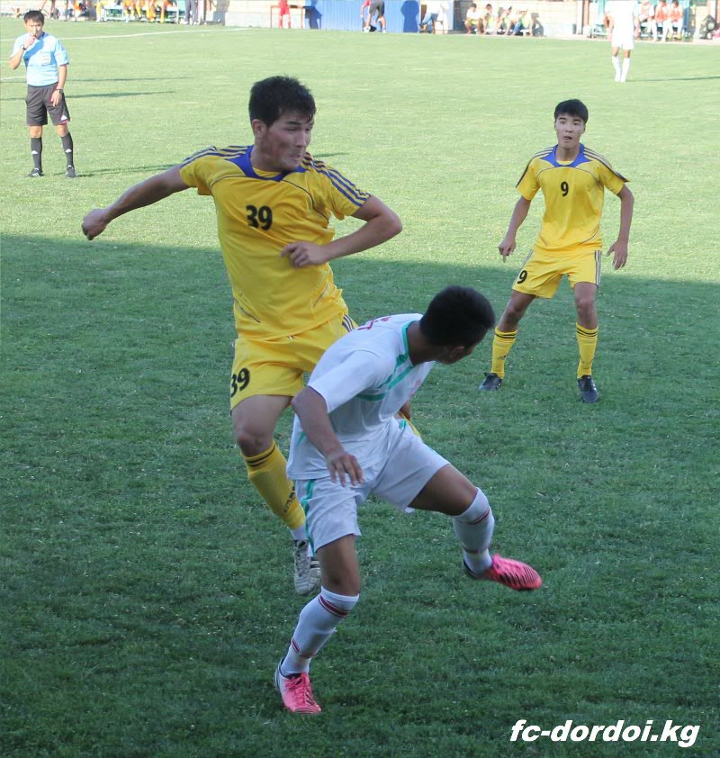 i-dyshit-v-spinu-abdyshata_1