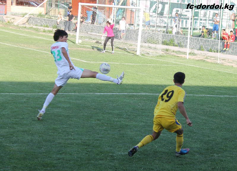 i-dyshit-v-spinu-abdyshata_4