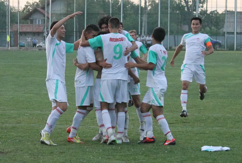 i-dyshit-v-spinu-abdyshata_8