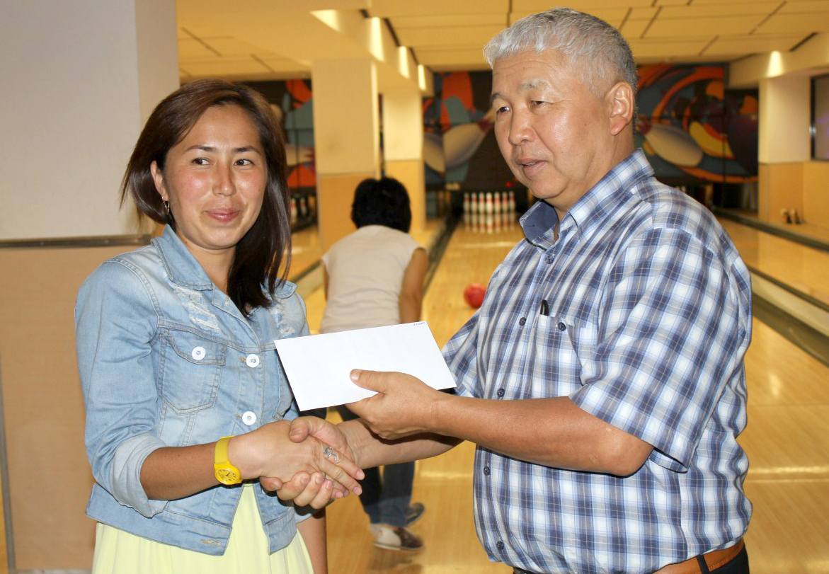 s-prazdnikom-sportivnyj-zhurnalist_icon