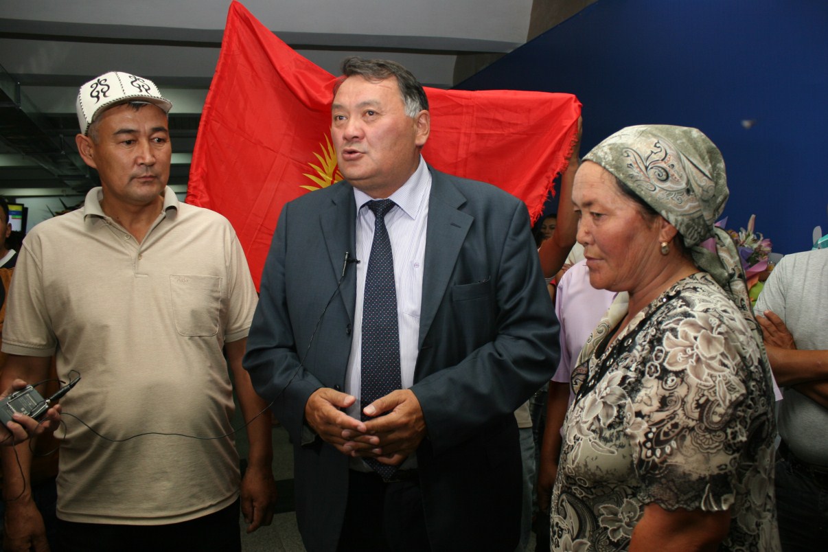 vstretili-s-pochestjami_1