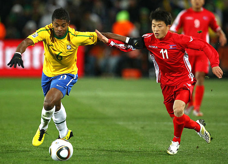 chto-sluchilos-so-sbornoj-kndr