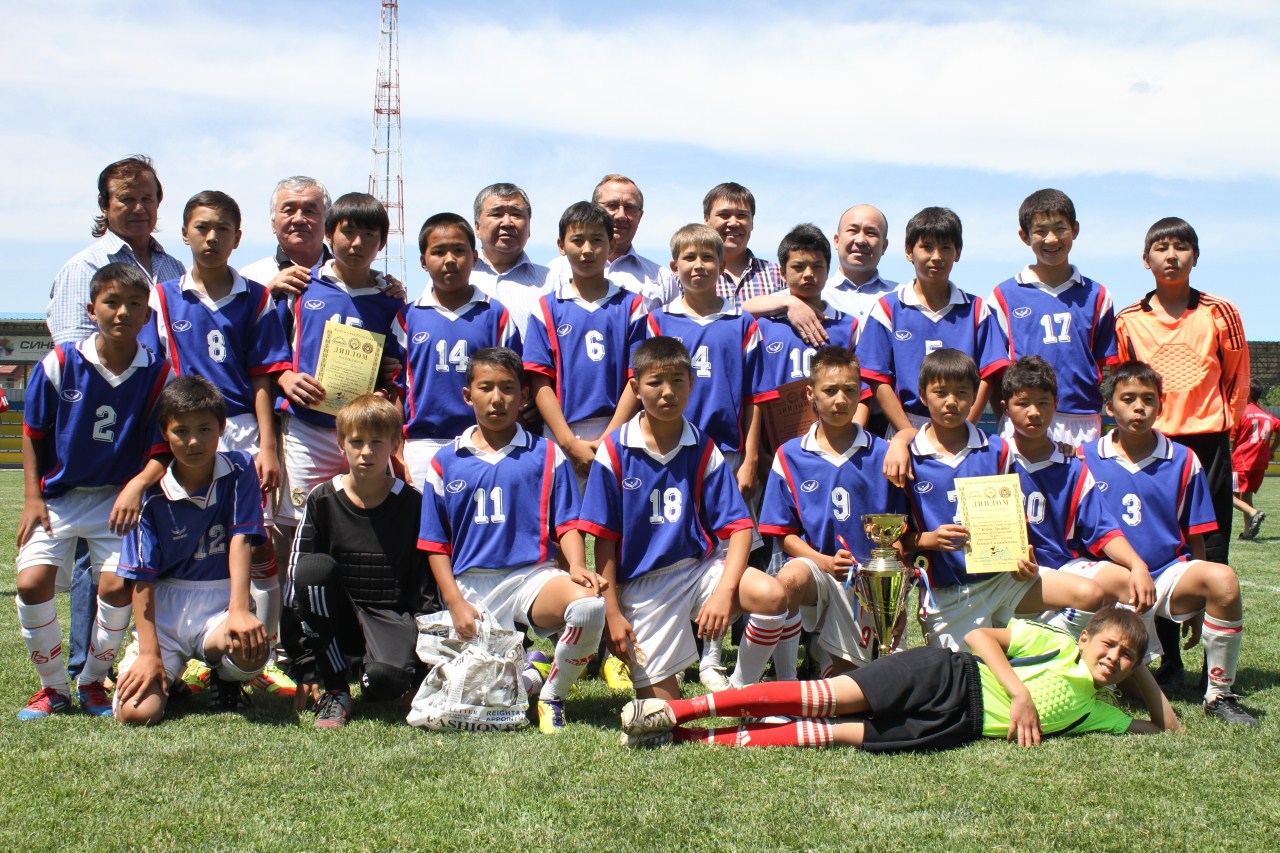 kubok-druzhby-ostaetsja-doma_13