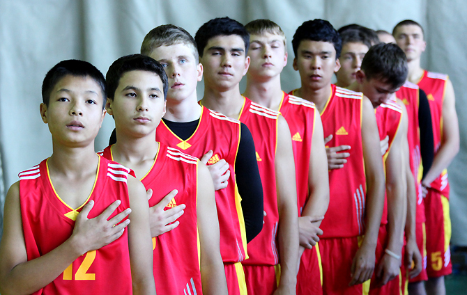 ljubjat-deti-basketbol