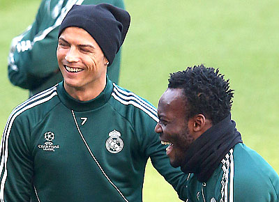 manchester-prinimaet-boj