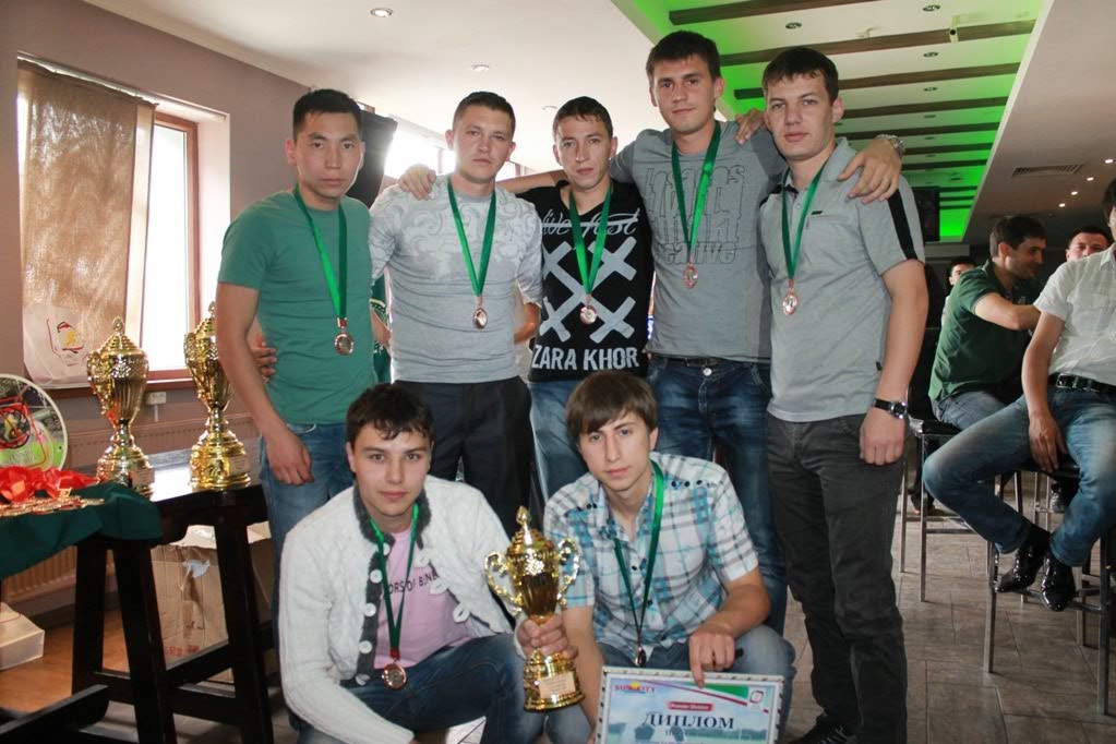 tennisi-futliga-luchshie-iz-luchshih_12