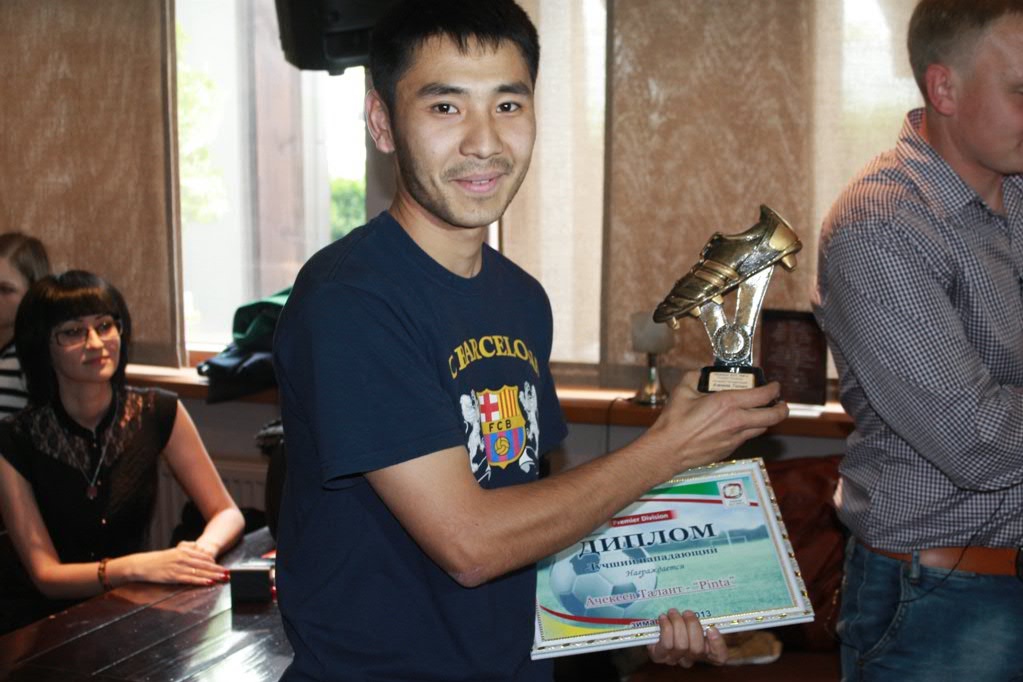 tennisi-futliga-luchshie-iz-luchshih_15