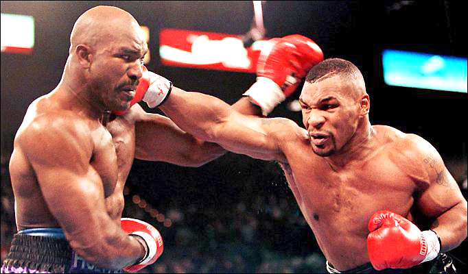 nas-zhdet-boj-holifild--tajson