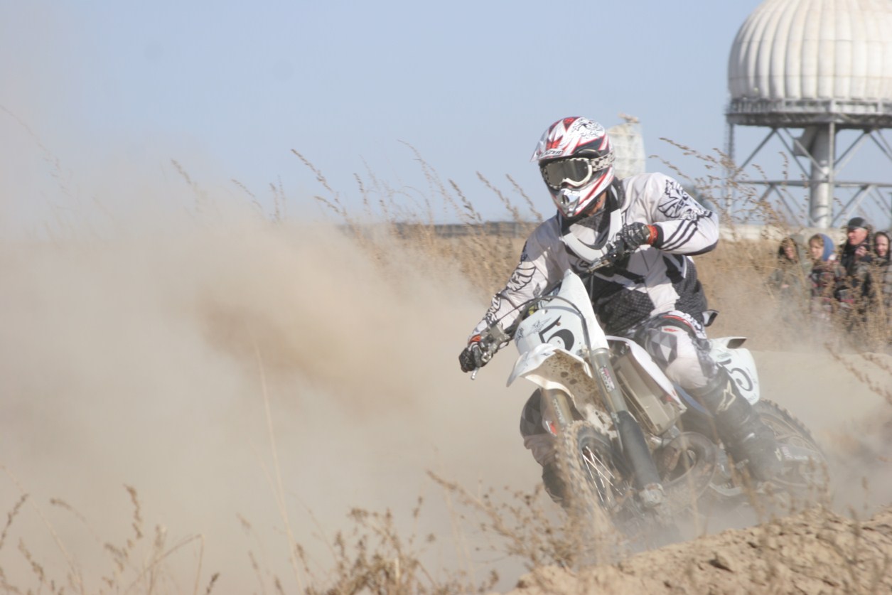 v-den-molodezhi-na-motocikle_6