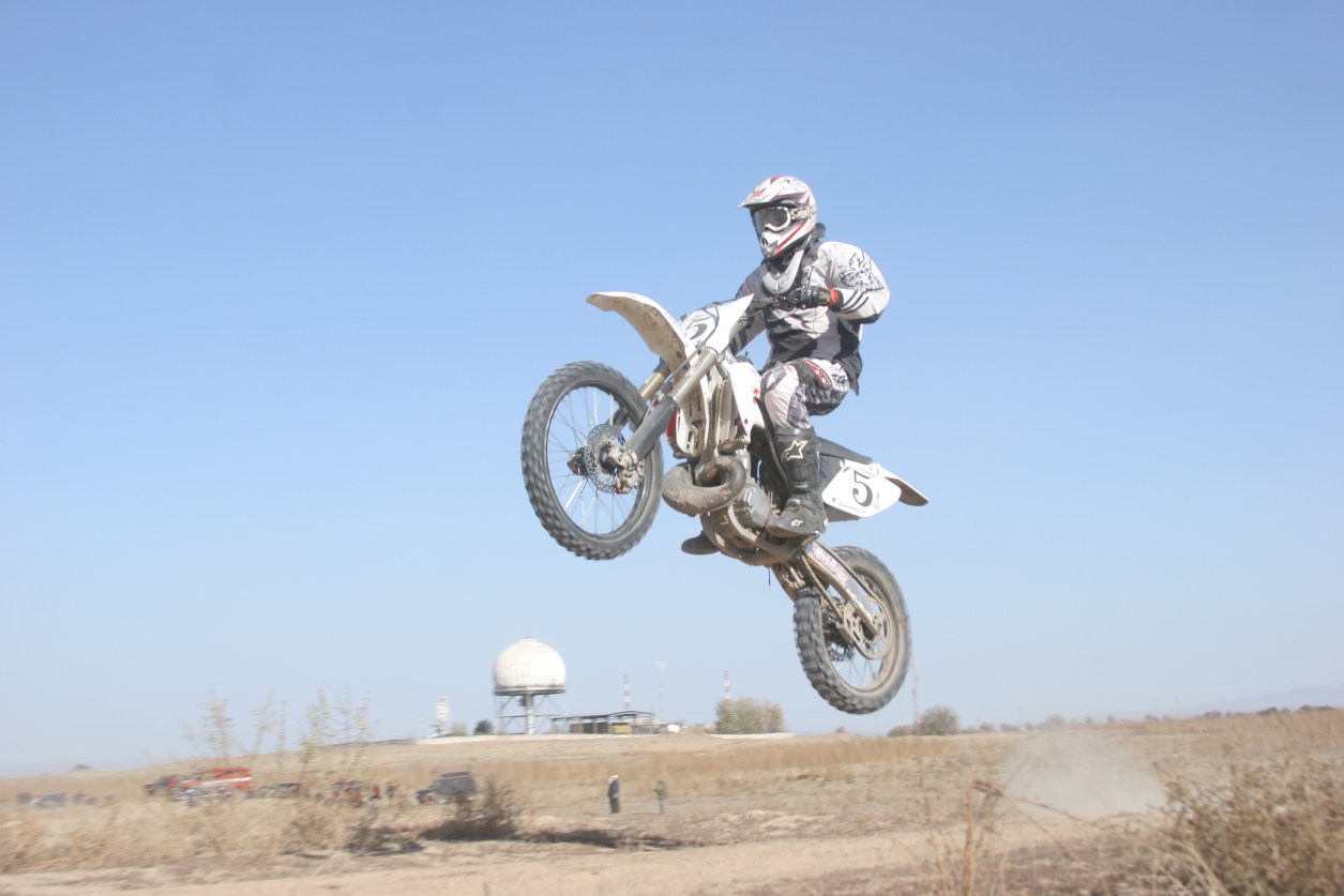 v-den-molodezhi-na-motocikle_8