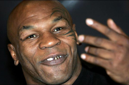 doktor-nazaraliev-priglashaet-tajsona-v-kyrgyzstan