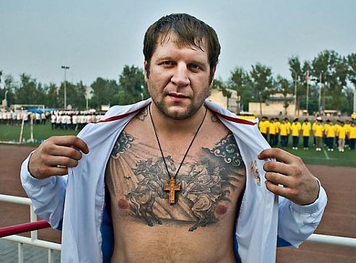 emeljanenko-izbil-posetitelja-moskovskogo-kafe