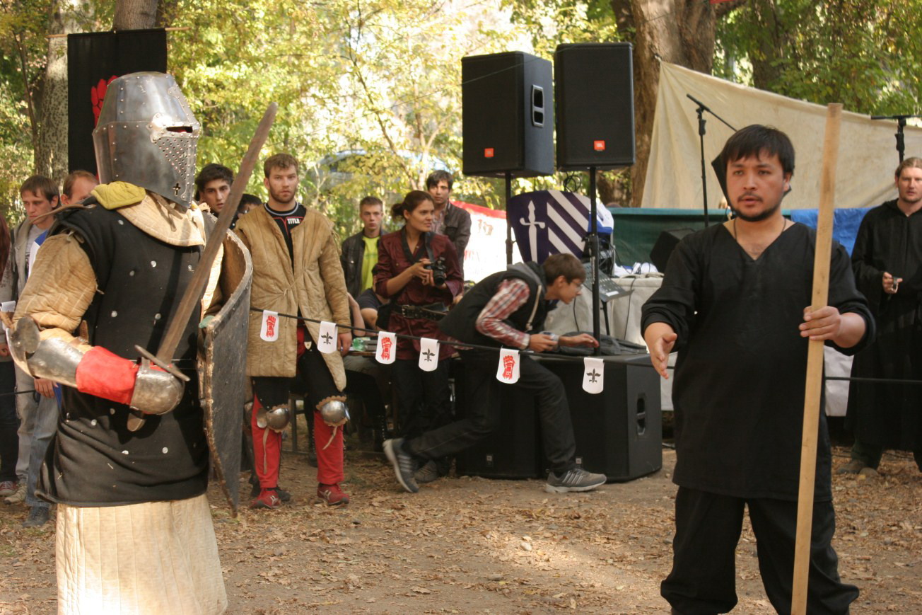 rycarskie-boi-v-arkan-tokoe_3