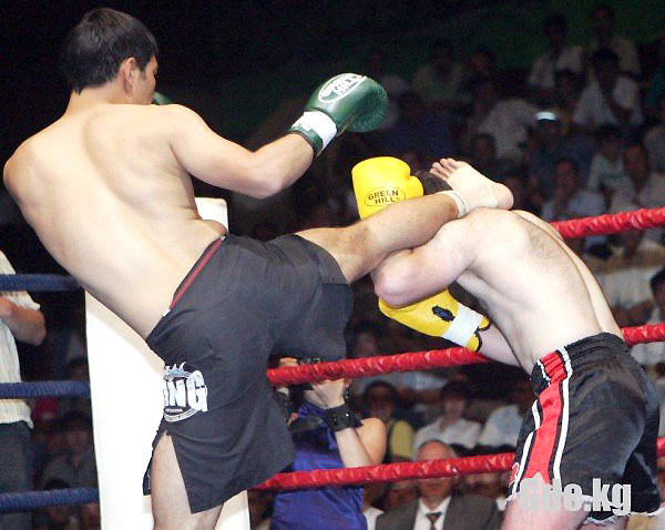 kikboksery-gotovjatsja-k-chempionatu-mira