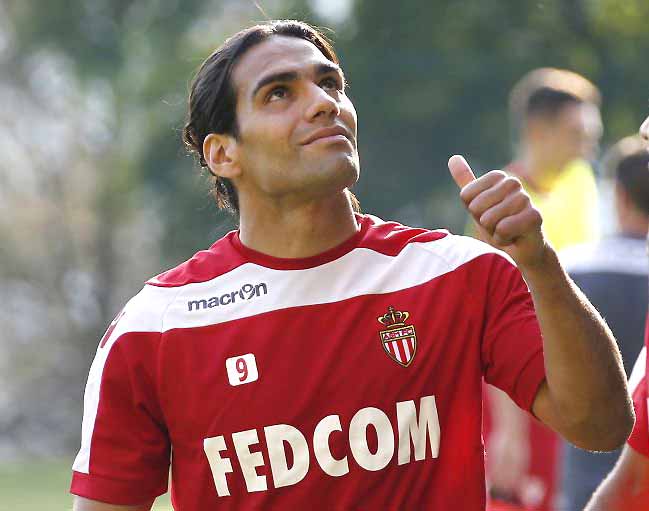 samye-potrativshiesja-kluby-minuvshego-leta