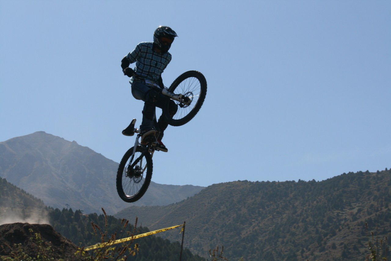 skorostnoj-spusk-s-gory