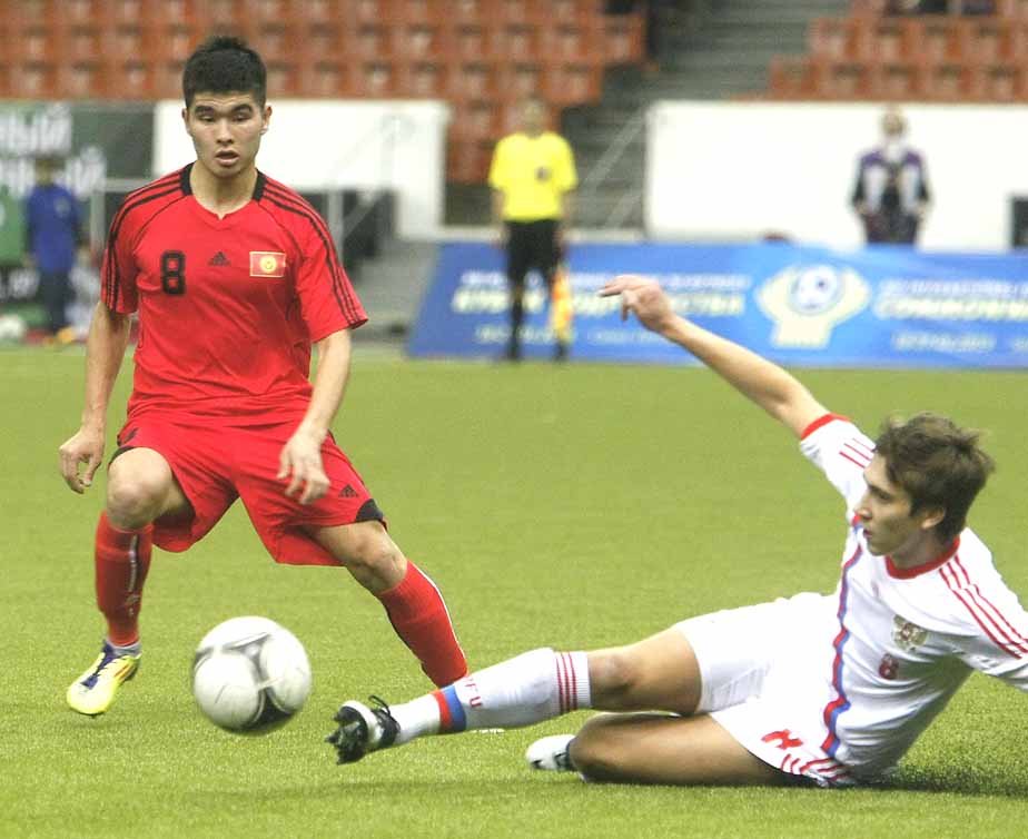 starshie-obygrali-mladshih