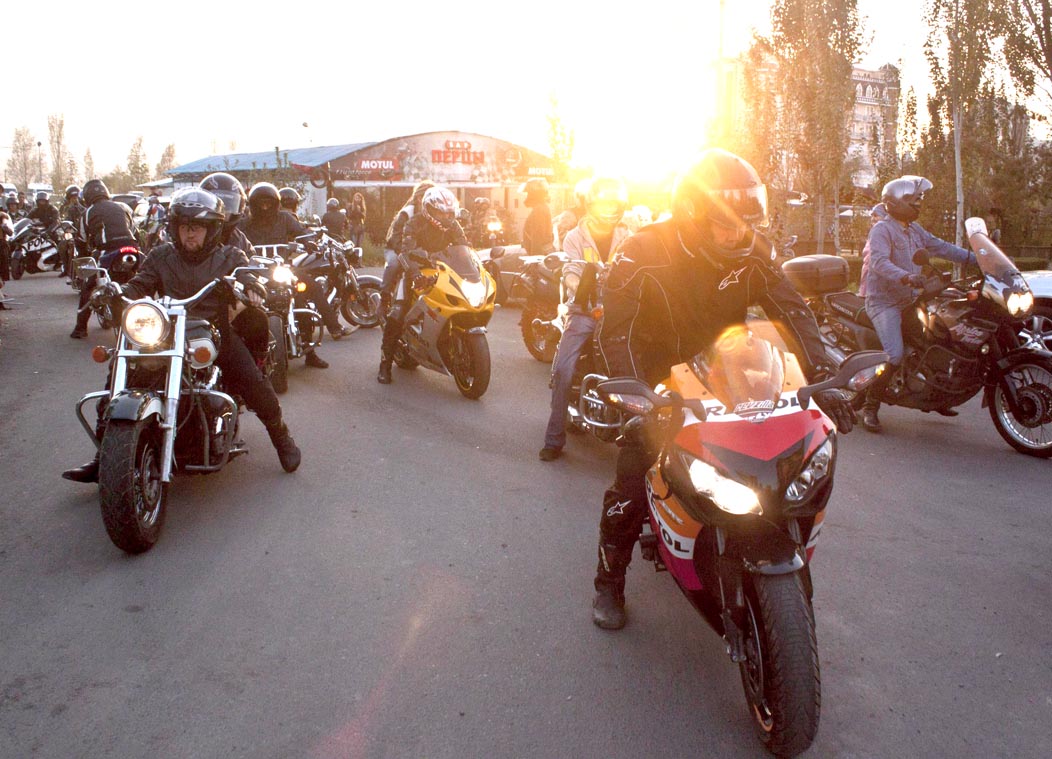 v-pamjat-o-pogibshih-bajkerah