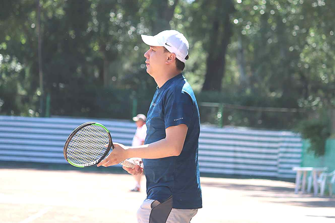 Любительский теннисный. Любительский теннис. Спорт Кыргызстан.