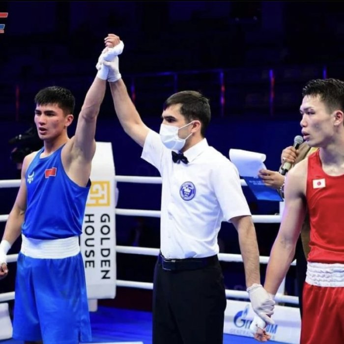 Кыргызстанцы вышли в полуфинал чемпионата Азии по боксу