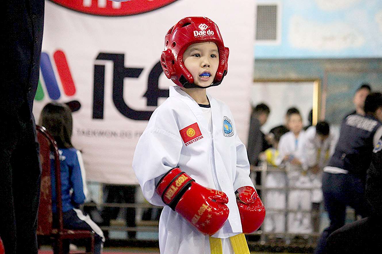 Страна тхэквондо. Тхэквондо дети. Таэквондо ИТФ Кыргызстан. Детский турнир по тхэквондо ИТФ. Соревнования тхэквондо ИТФ Янаул 2021 год дети.