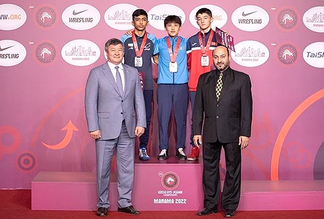 Борцы из Кыргызстана завоевали еще 5 медалей на чемпионате Азии (U-15)