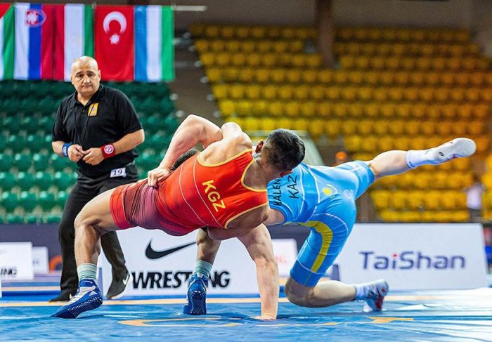 Четверо борцов из Кыргызстана вышли в финал чемпионата Азии (U-20)