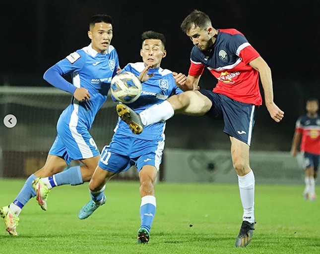 Кыргызская Премьер Лига: «Нур-Баткен» и «Илбирс» завершили второй круг