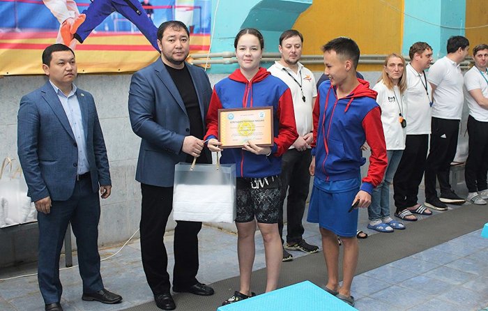 Первенство Кыргызстана по плаванию: первые победители!