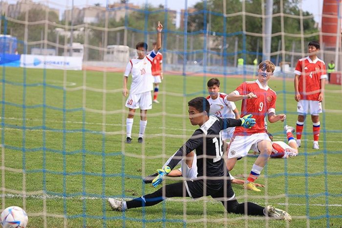 Турнир Развития УЕФА: сборные Кыргызстана завершили выступление