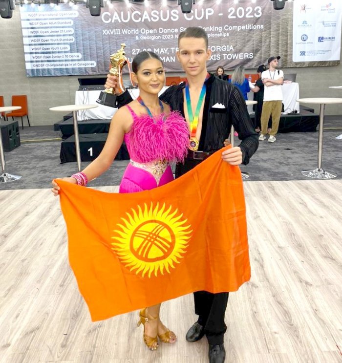 Танцоры из Кыргызстана завоевали золото в Тбилиси