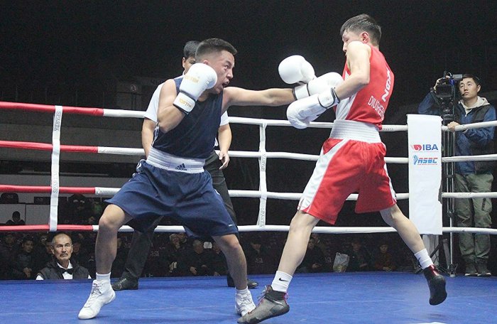 В Бишкеке проходит чемпионат Кыргызстана по боксу