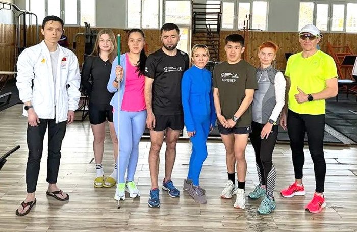Сборная Кыргызстана по паратриатлону готовится к чемпионату мира