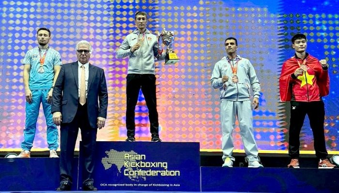 Кыргызстанец Аброр Хакимов стал чемпионом Азии по кикбоксингу