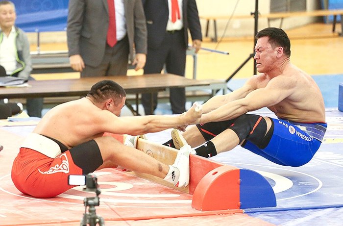 Кыргызстанцы примут участие в чемпионате мира по мас-рестлингу в Монголии