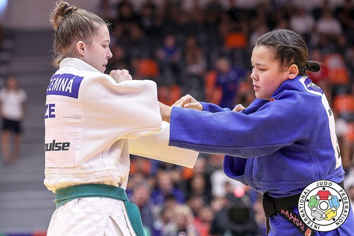 Дзюдоисты из Кыргызстана стартуют на чемпионате Азии среди кадетов и молодежи