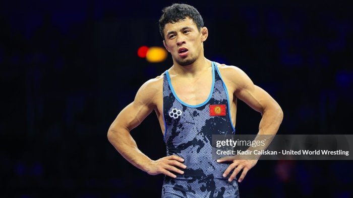 Бекзат Алмаз уулу завоевал серебро чемпионата мира по борьбе