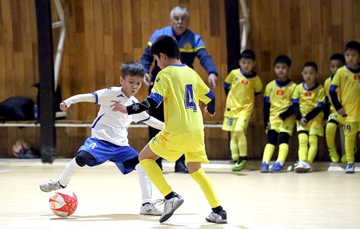 Vivat Cup Leather Ball Futsal: продолжаем!
