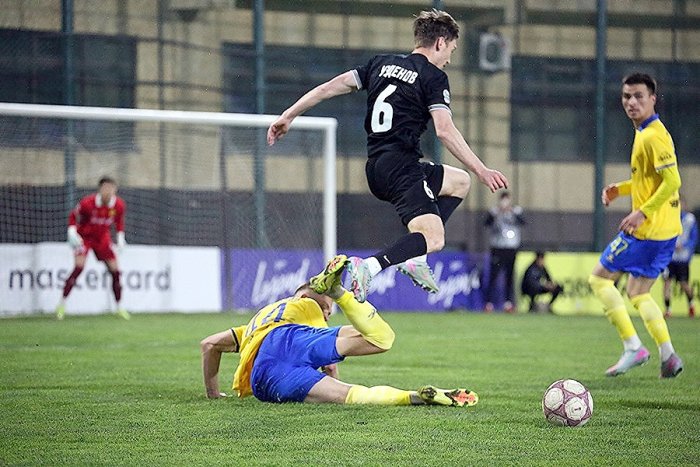 Высшая Лига-2026: «Дордой» проиграл «Барсу» на последних минутах в центральном матче тура