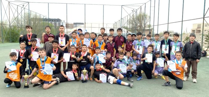 В Бишкеке прошел открытый чемпионат города по тег-регби