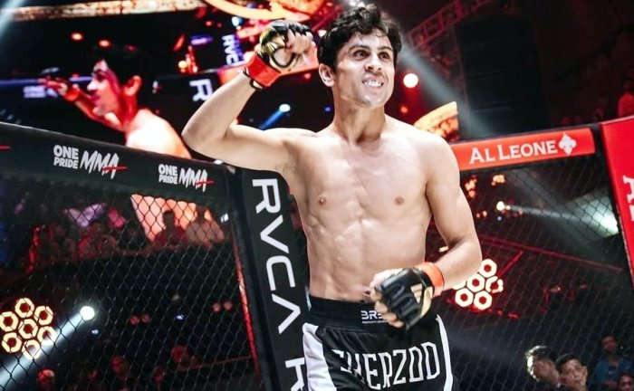 Боец Шерзод Кабутов одержал победу в турнире на Бали