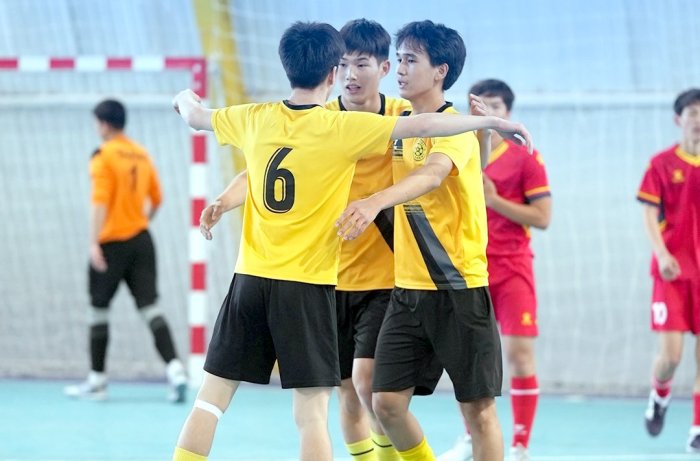 «Дордой» (U-17) - чемпион Кыргызстана по футзалу!